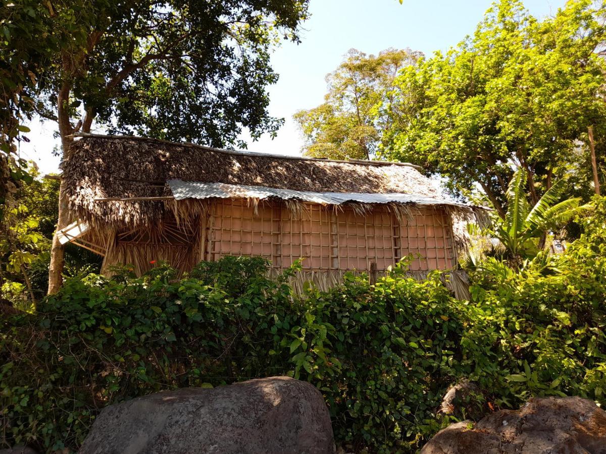 El Bamboo Cabins Бальге Экстерьер фото